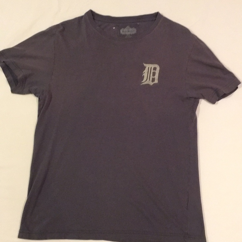 Well worn and well loved Detroit Tigers T- Shirt!